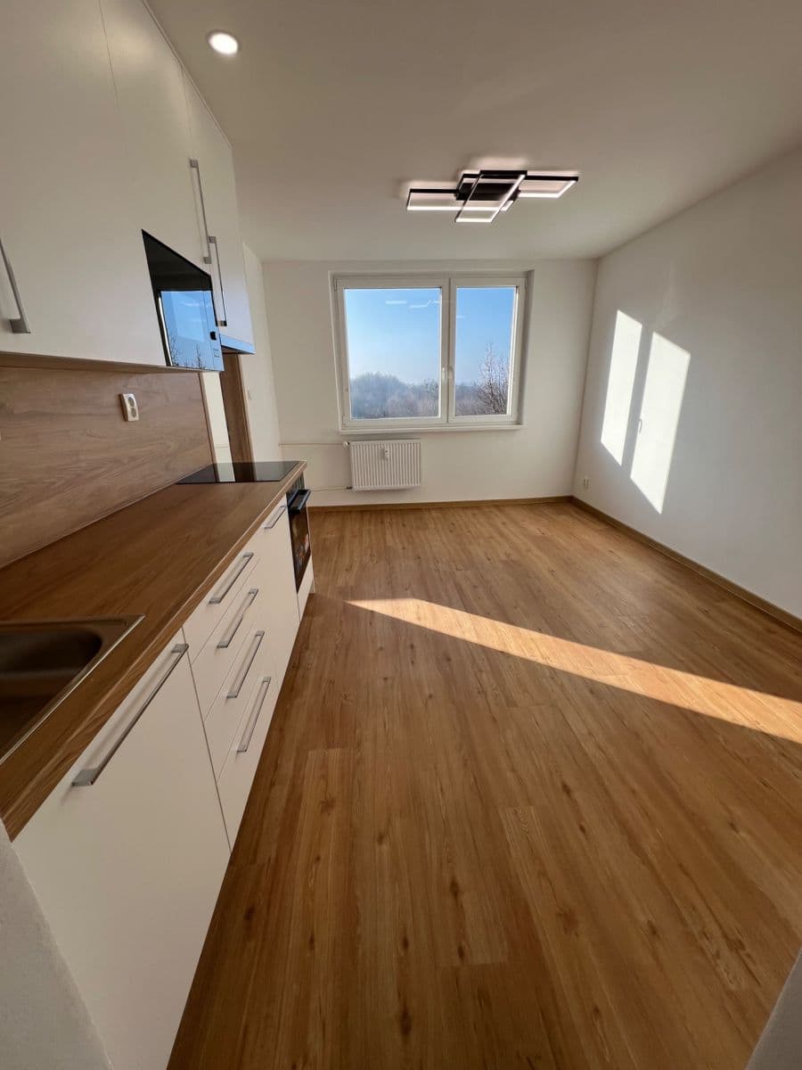 Predaj bytu 3-izbový 56 m², Nová, Hranice, Olomoucký kraj Predaj bytu 3-izbový 56 m², Nová, Hranice, Olomoucký kraj