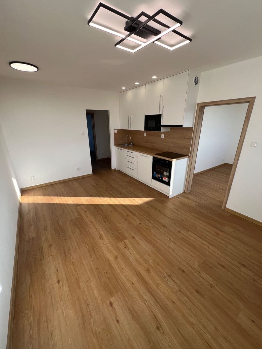Predaj bytu 3-izbový 56 m², Nová, Hranice, Olomoucký kraj Predaj bytu 3-izbový 56 m², Nová, Hranice, Olomoucký kraj