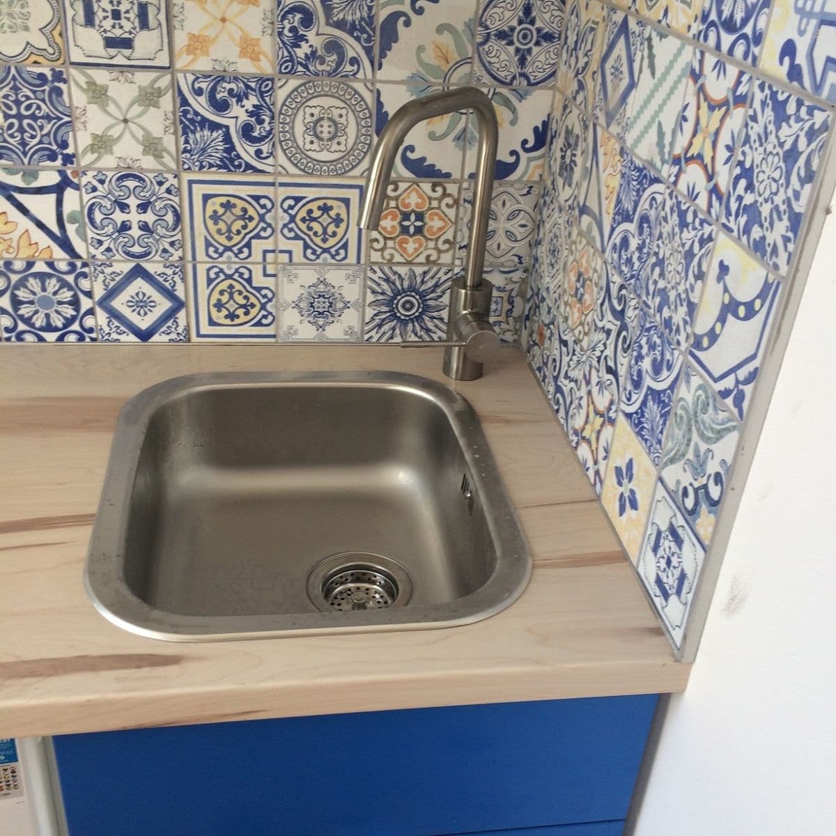 Prenájom bytu 1-izbový 20 m², Týmlova, Praha, Praha Prenájom bytu 1-izbový 20 m², Týmlova, Praha, Praha