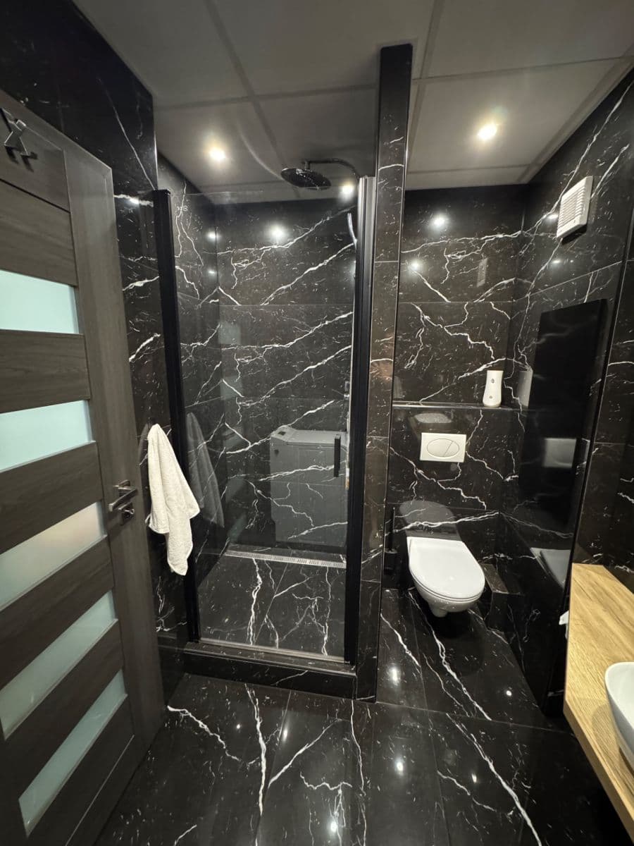 Prenájom bytu 2-izbový 43 m², Vojenská, Košice - mestská časť Staré Mesto, Košický kraj Prenájom bytu 2-izbový 43 m², Vojenská, Košice - mestská časť Staré Mesto, Košický kraj