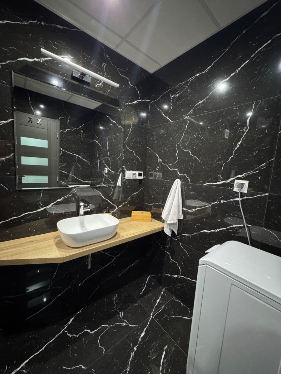 Prenájom bytu 2-izbový 43 m², Vojenská, Košice - mestská časť Staré Mesto, Košický kraj Prenájom bytu 2-izbový 43 m², Vojenská, Košice - mestská časť Staré Mesto, Košický kraj