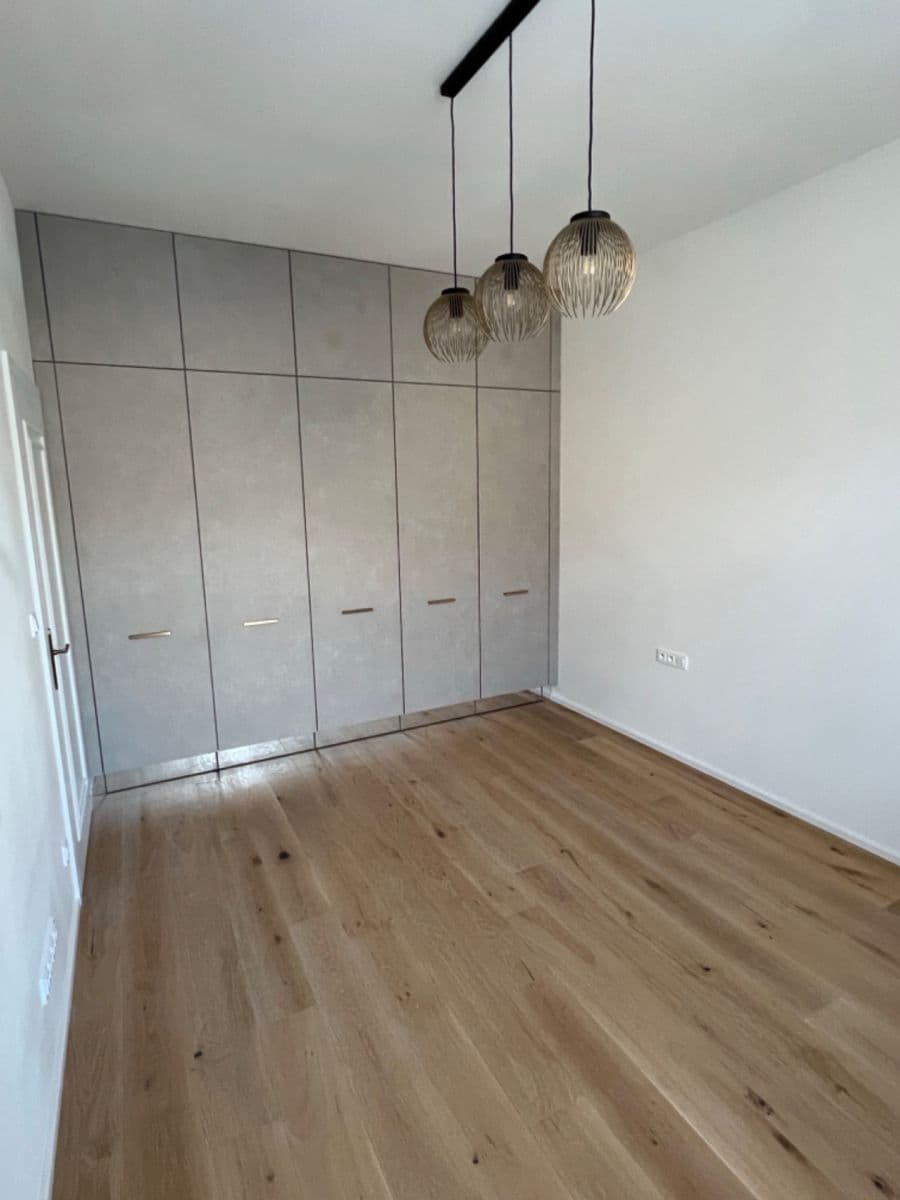 Prenájom bytu 2-izbový 41 m², Tachovské náměstí, Praha, Praha Prenájom bytu 2-izbový 41 m², Tachovské náměstí, Praha, Praha