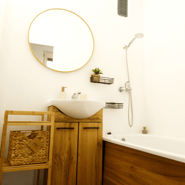 Prenájom bytu 3-izbový 76 m², U Vodojemu, Valašské Meziříčí, Zlínský kraj Prenájom bytu 3-izbový 76 m², U Vodojemu, Valašské Meziříčí, Zlínský kraj