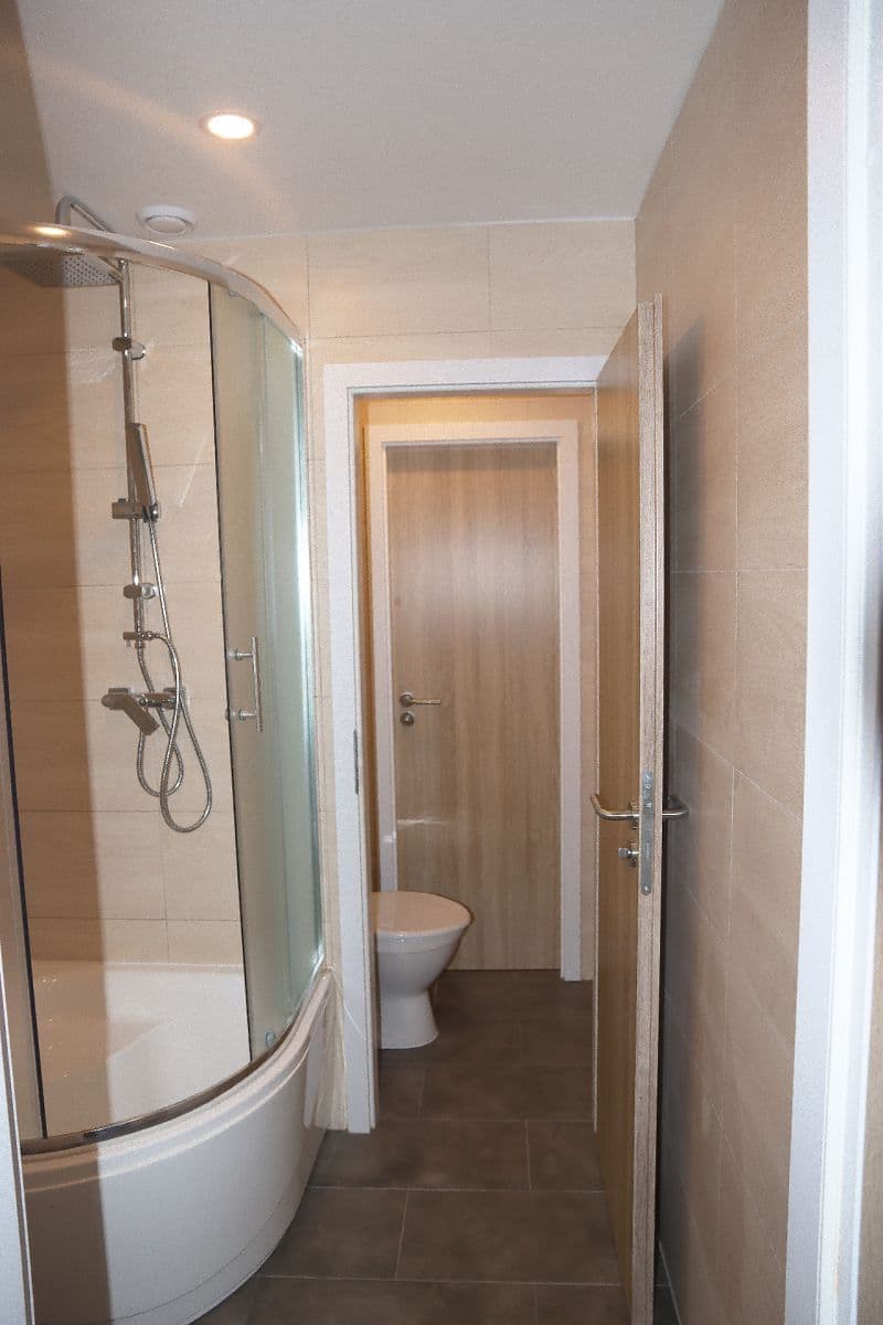 Prenájom bytu 3-izbový 82 m², Kmochova, Ústí nad Labem, Ústecký kraj Prenájom bytu 3-izbový 82 m², Kmochova, Ústí nad Labem, Ústecký kraj