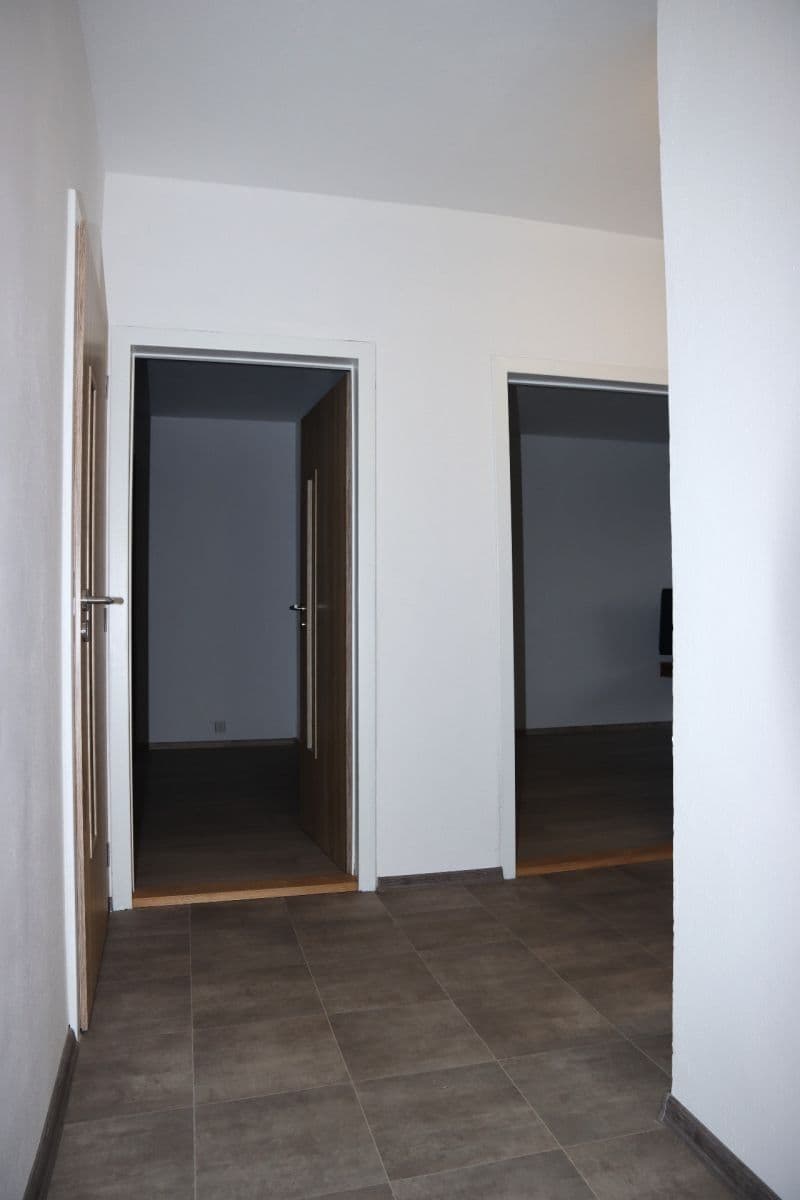 Prenájom bytu 3-izbový 82 m², Kmochova, Ústí nad Labem, Ústecký kraj Prenájom bytu 3-izbový 82 m², Kmochova, Ústí nad Labem, Ústecký kraj