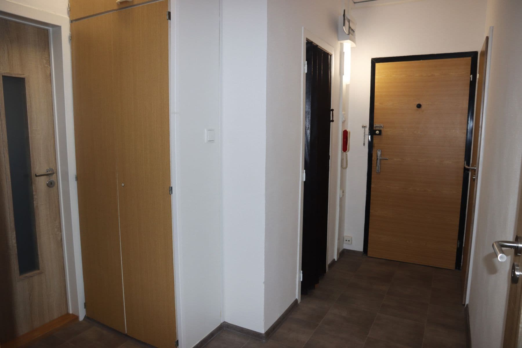 Prenájom bytu 3-izbový 82 m², Kmochova, Ústí nad Labem, Ústecký kraj Prenájom bytu 3-izbový 82 m², Kmochova, Ústí nad Labem, Ústecký kraj