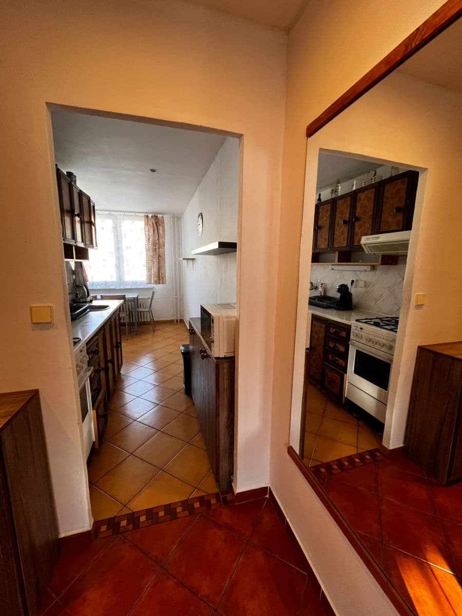 Prenájom bytu 2-izbový 64 m², Oldřichova, Liberec, Liberecký kraj Prenájom bytu 2-izbový 64 m², Oldřichova, Liberec, Liberecký kraj