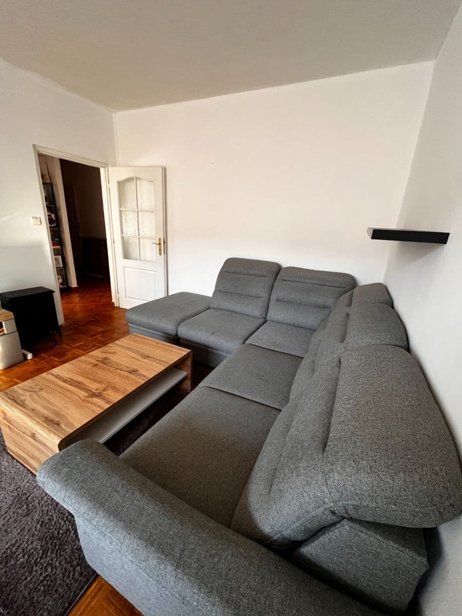 Prenájom bytu 2-izbový 64 m², Oldřichova, Liberec, Liberecký kraj Prenájom bytu 2-izbový 64 m², Oldřichova, Liberec, Liberecký kraj