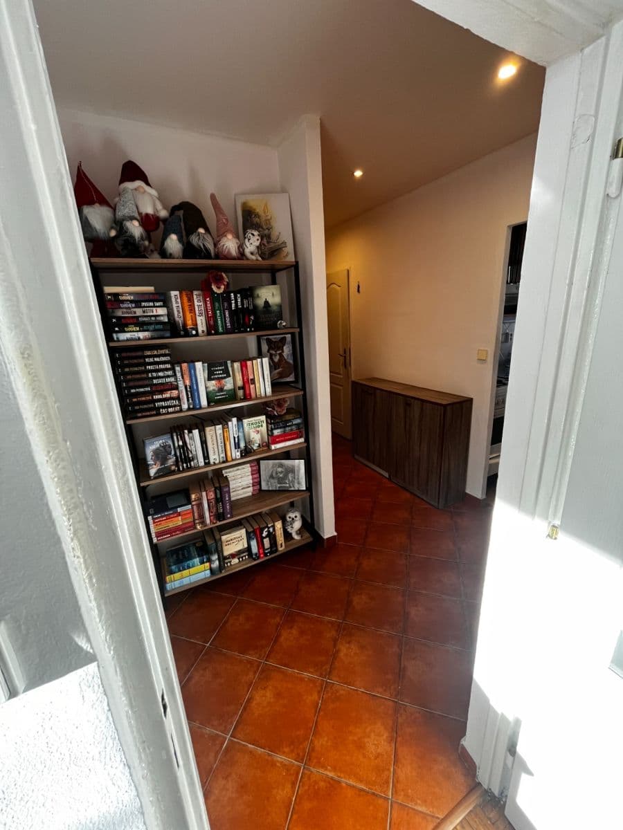 Prenájom bytu 2-izbový 64 m², Oldřichova, Liberec, Liberecký kraj Prenájom bytu 2-izbový 64 m², Oldřichova, Liberec, Liberecký kraj