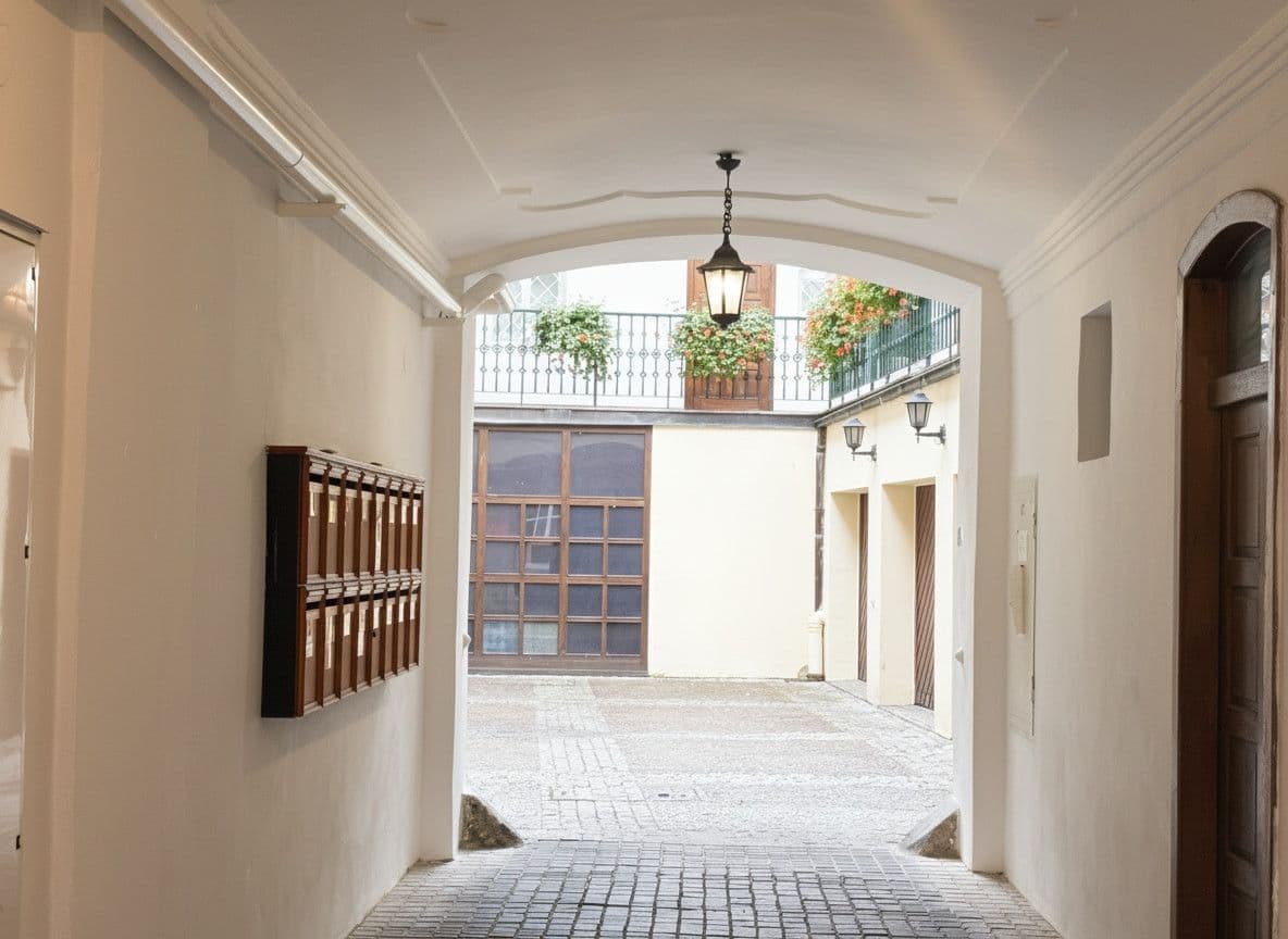 Prenájom bytu 80 m², Petrská, Praha, Praha Prenájom bytu 80 m², Petrská, Praha, Praha