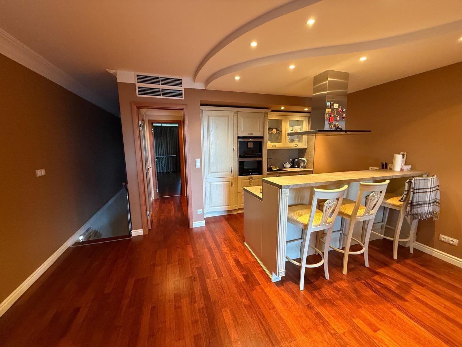 Predaj bytu 3-izbový 116 m², Ke Kapslovně, Praha, Praha Predaj bytu 3-izbový 116 m², Ke Kapslovně, Praha, Praha