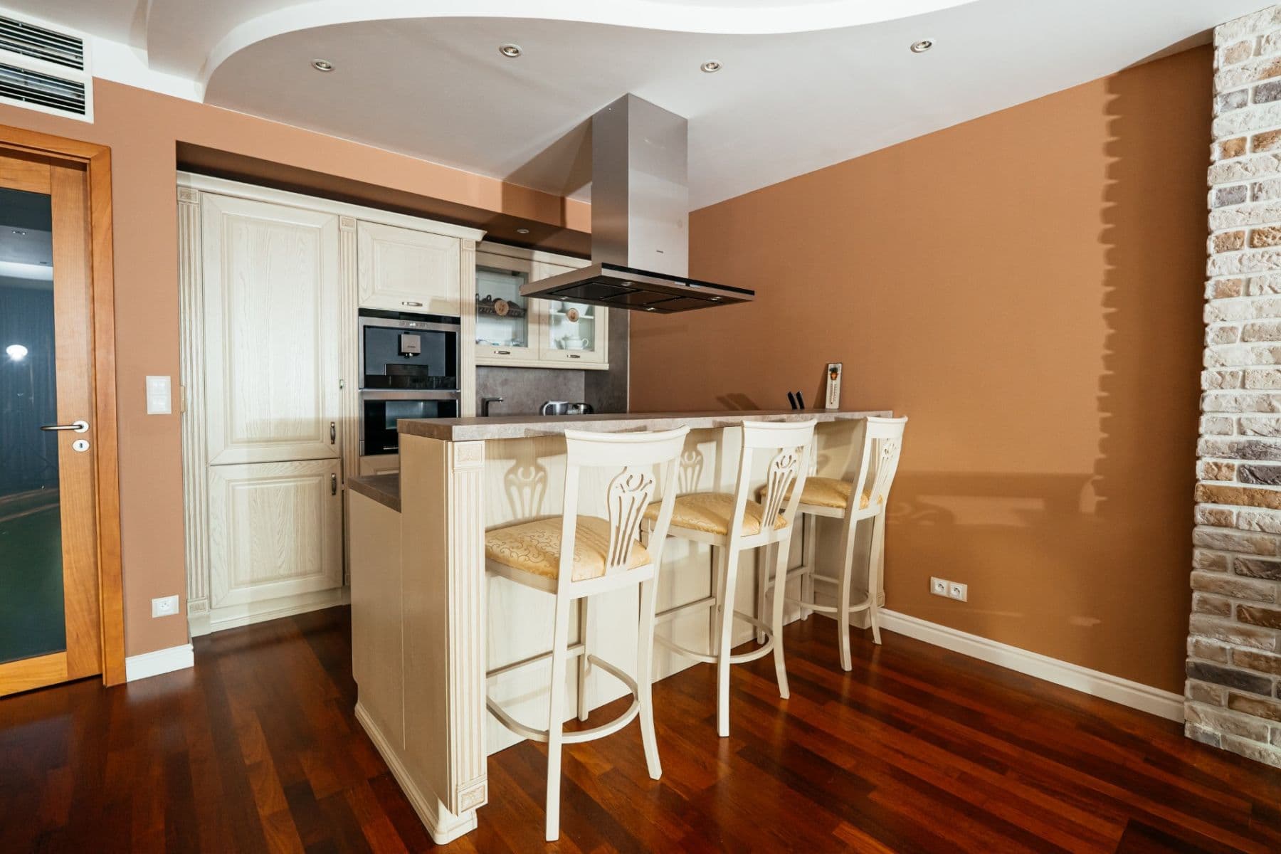 Predaj bytu 3-izbový 116 m², Ke Kapslovně, Praha, Praha Predaj bytu 3-izbový 116 m², Ke Kapslovně, Praha, Praha