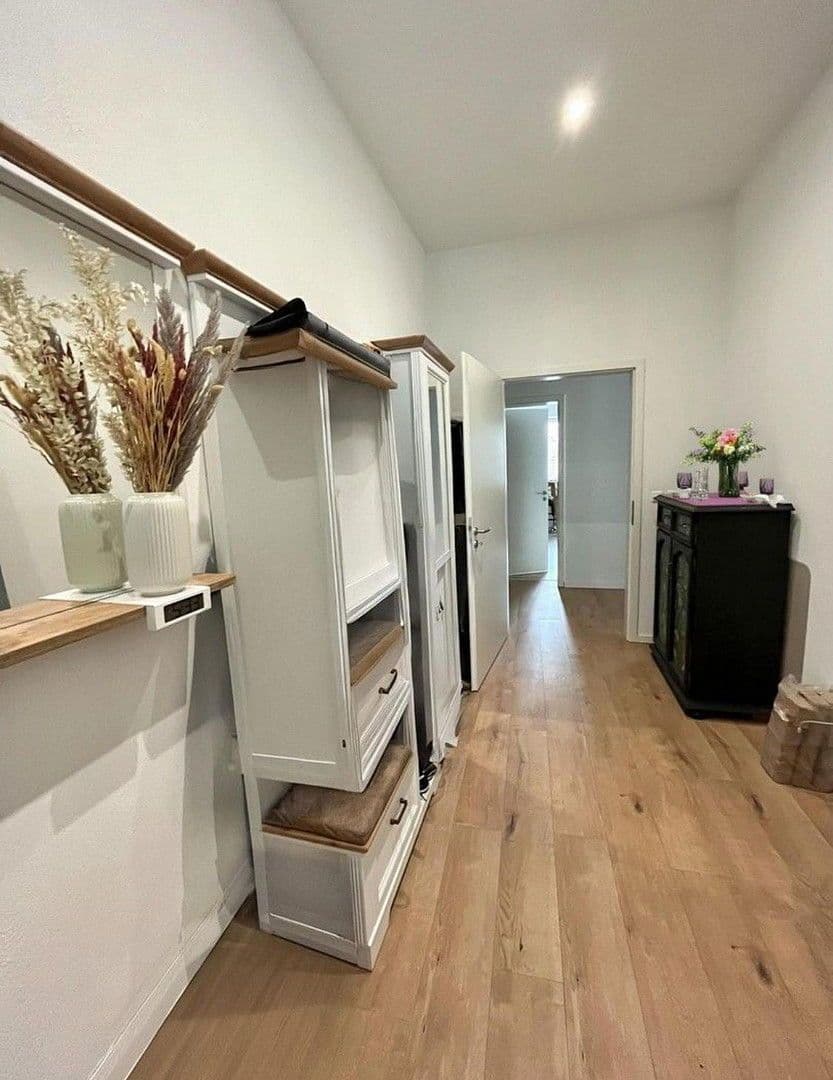 Predaj bytu 4-izbový 144 m², Greußenheim, Bavorsko Predaj bytu 4-izbový 144 m², Greußenheim, Bavorsko