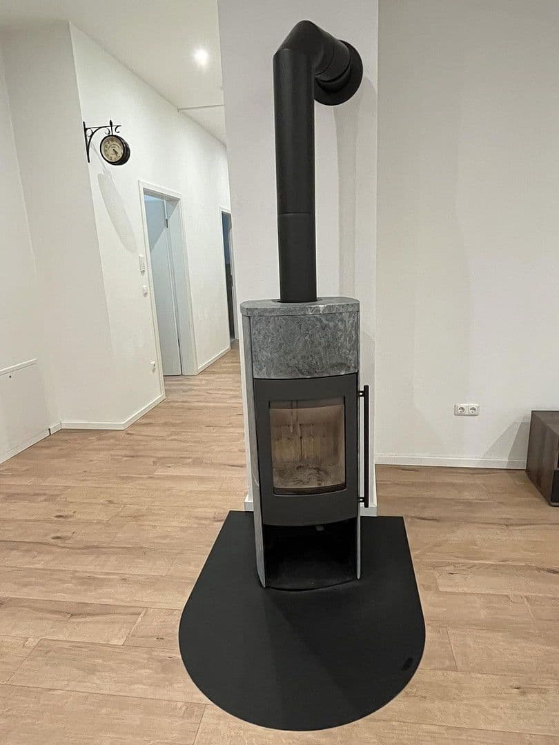 Predaj bytu 4-izbový 144 m², Greußenheim, Bavorsko Predaj bytu 4-izbový 144 m², Greußenheim, Bavorsko