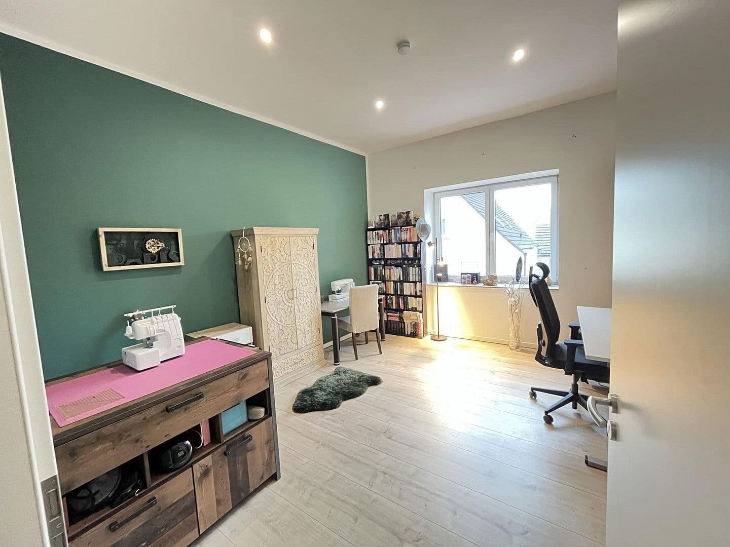 Predaj bytu 4-izbový 144 m², Greußenheim, Bavorsko Predaj bytu 4-izbový 144 m², Greußenheim, Bavorsko