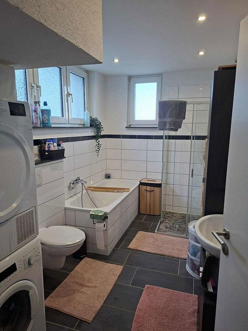 Prenájom domu 105 m², pozemek 200 m², Sprockhövel, Severné Porýnie - Westfálsko Prenájom domu 105 m², pozemek 200 m², Sprockhövel, Severné Porýnie - Westfálsko