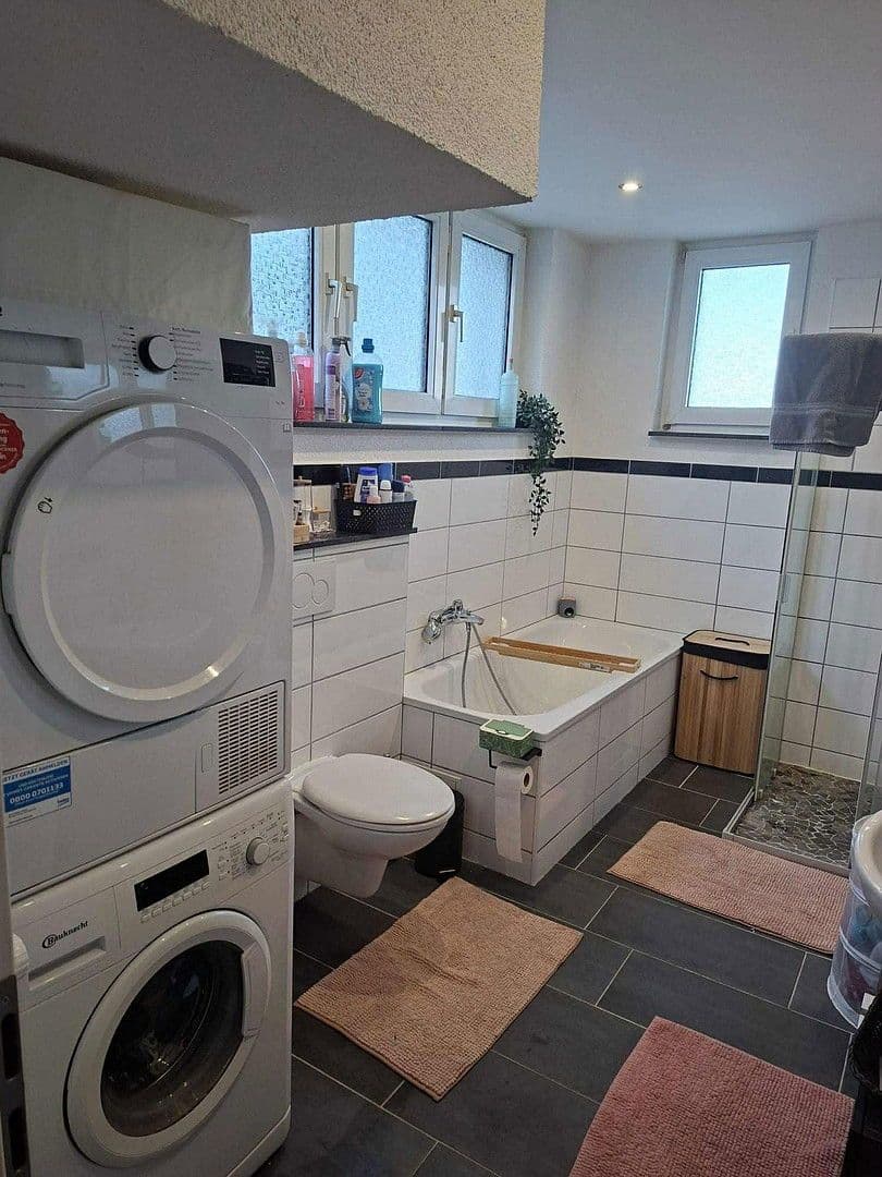 Prenájom domu 105 m², pozemek 200 m², Sprockhövel, Severné Porýnie - Westfálsko Prenájom domu 105 m², pozemek 200 m², Sprockhövel, Severné Porýnie - Westfálsko