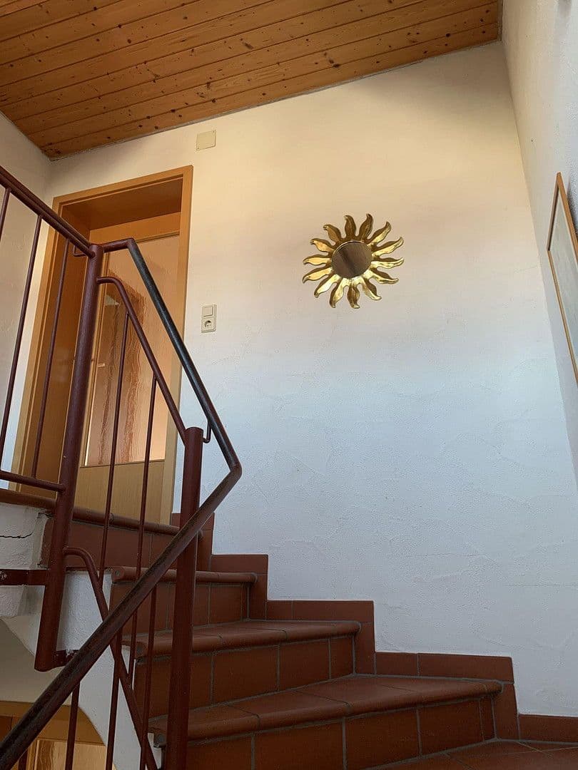 Prenájom bytu 3-izbový 80 m², Ebersbach an der Fils, Bádensko-Wurttembersko Prenájom bytu 3-izbový 80 m², Ebersbach an der Fils, Bádensko-Wurttembersko