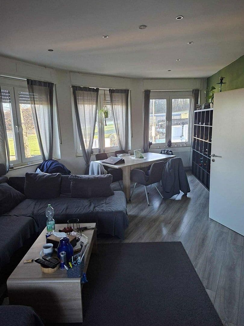 Prenájom bytu 4-izbový 105 m², Sprockhövel, Severné Porýnie - Westfálsko Prenájom bytu 4-izbový 105 m², Sprockhövel, Severné Porýnie - Westfálsko