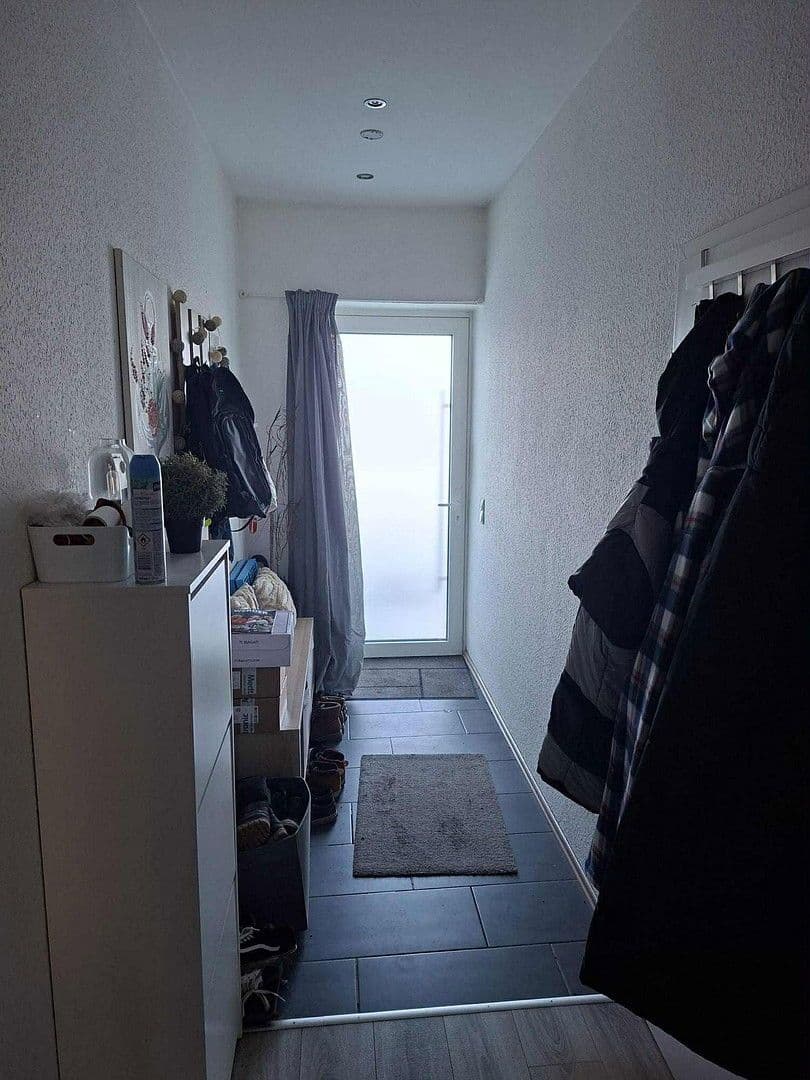 Prenájom bytu 4-izbový 105 m², Sprockhövel, Severné Porýnie - Westfálsko Prenájom bytu 4-izbový 105 m², Sprockhövel, Severné Porýnie - Westfálsko