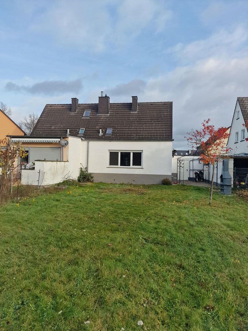 Predaj domu 100 m², pozemek 442 m², Andernach, Porýnie-Falcko Predaj domu 100 m², pozemek 442 m², Andernach, Porýnie-Falcko