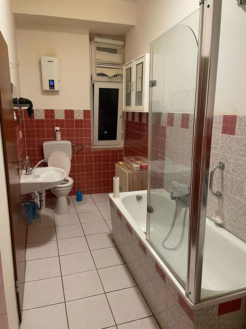 Prenájom bytu 3-izbový 67 m², Gelsenkirchen, Severné Porýnie - Westfálsko Prenájom bytu 3-izbový 67 m², Gelsenkirchen, Severné Porýnie - Westfálsko