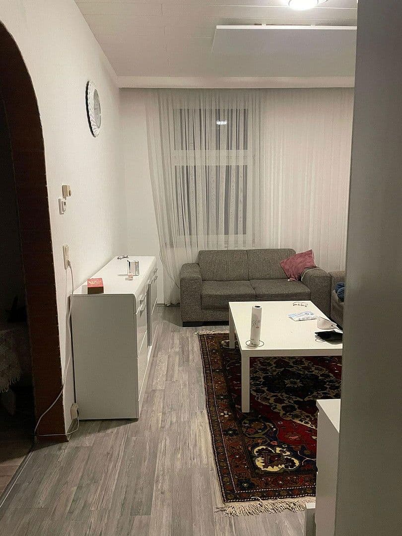 Prenájom bytu 3-izbový 67 m², Gelsenkirchen, Severné Porýnie - Westfálsko Prenájom bytu 3-izbový 67 m², Gelsenkirchen, Severné Porýnie - Westfálsko