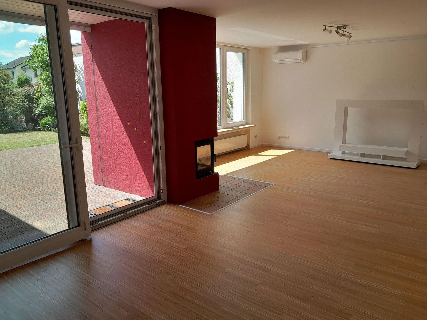 Predaj domu 229 m², pozemek 509 m², Hanau, Hesensko Predaj domu 229 m², pozemek 509 m², Hanau, Hesensko