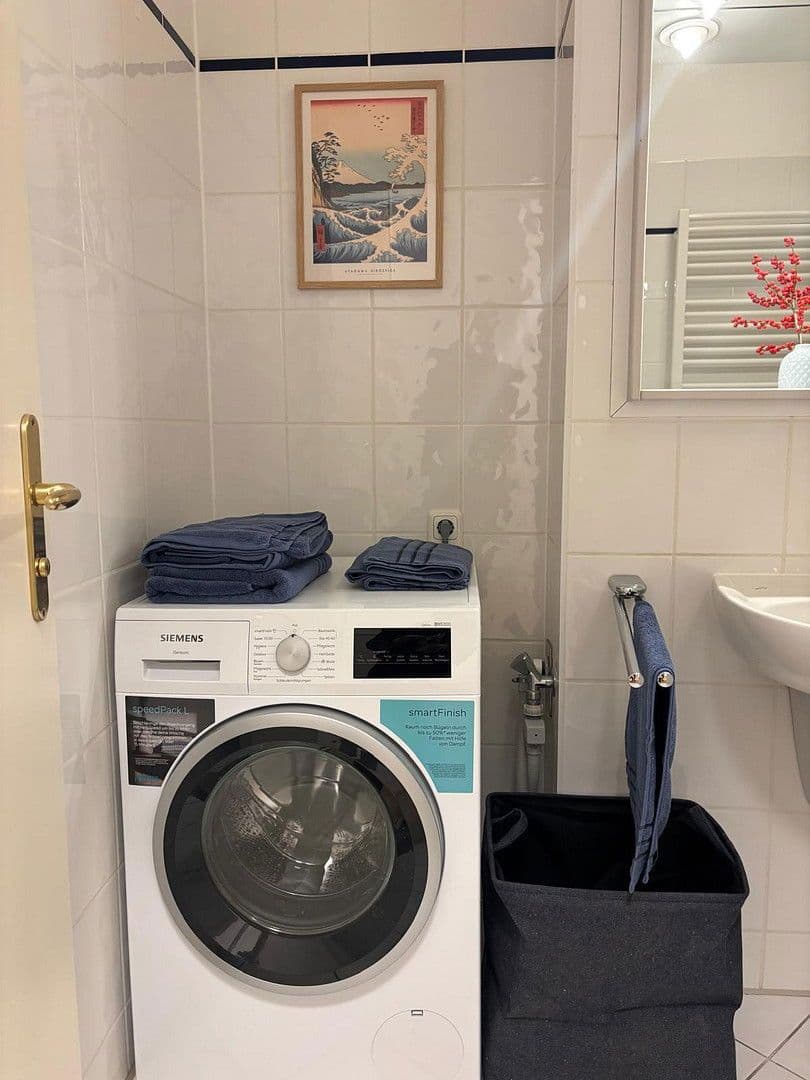 Prenájom bytu 2-izbový 66 m², Dresden, Sasko Prenájom bytu 2-izbový 66 m², Dresden, Sasko