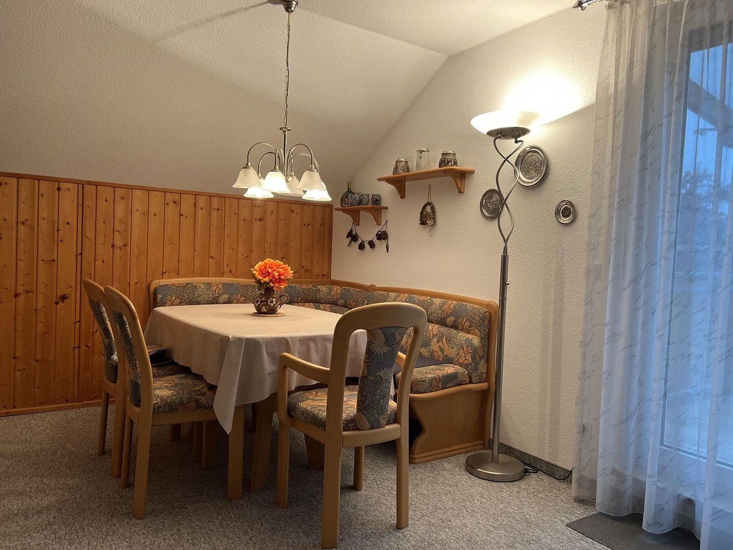 Predaj bytu 2-izbový 78 m², Am Bach 15, Großenseebach, Bavorsko Predaj bytu 2-izbový 78 m², Am Bach 15, Großenseebach, Bavorsko