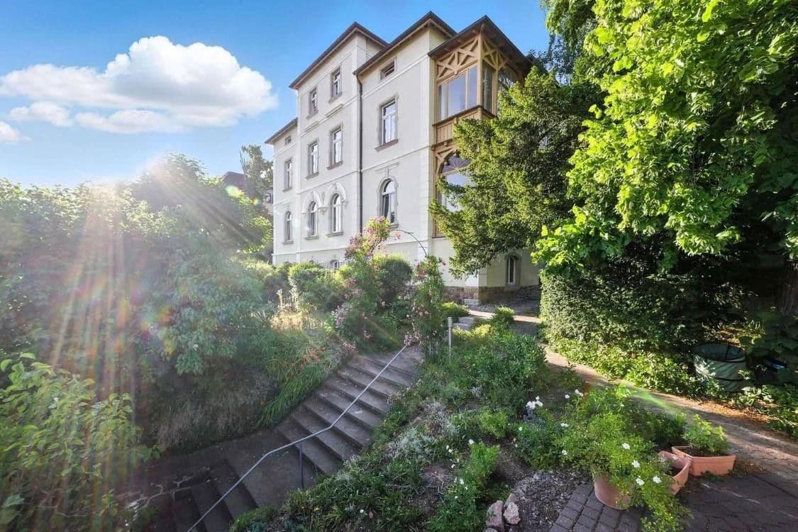 Prenájom bytu 2-izbový 63 m², Obere Bergstraße 54, Radebeul, Sasko Prenájom bytu 2-izbový 63 m², Obere Bergstraße 54, Radebeul, Sasko