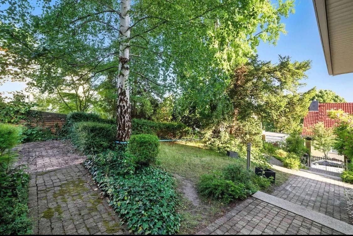 Prenájom bytu 2-izbový 63 m², Obere Bergstraße 54, Radebeul, Sasko Prenájom bytu 2-izbový 63 m², Obere Bergstraße 54, Radebeul, Sasko