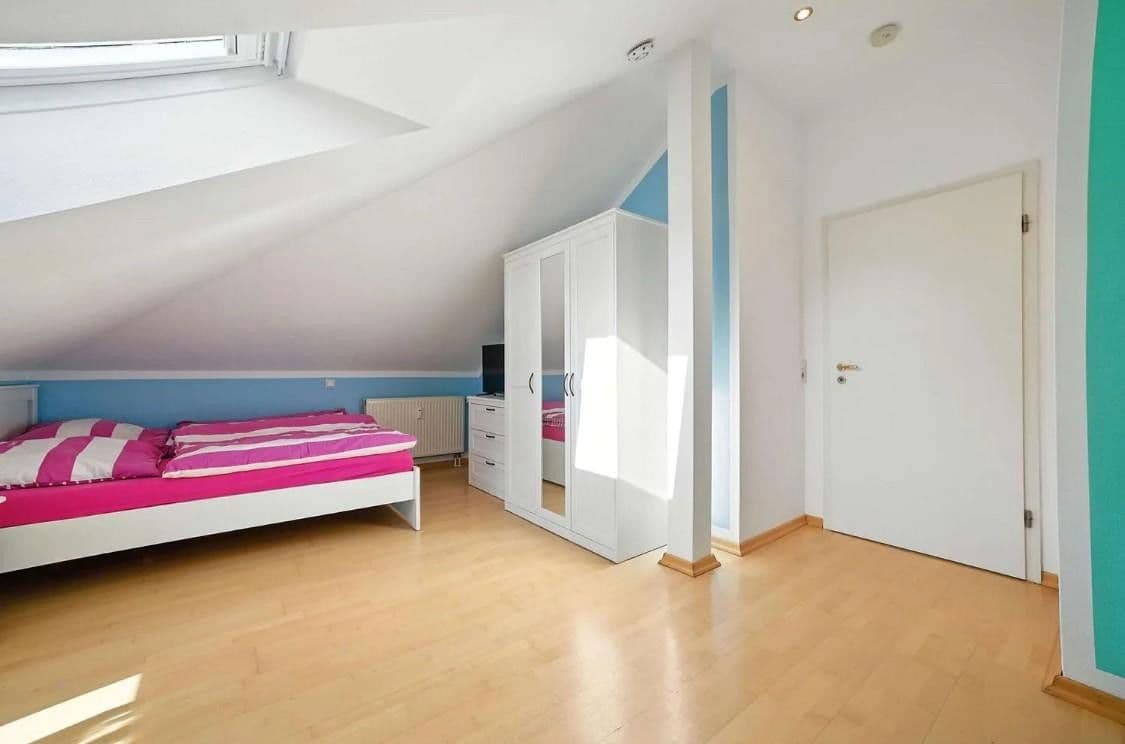 Prenájom bytu 2-izbový 63 m², Obere Bergstraße 54, Radebeul, Sasko Prenájom bytu 2-izbový 63 m², Obere Bergstraße 54, Radebeul, Sasko