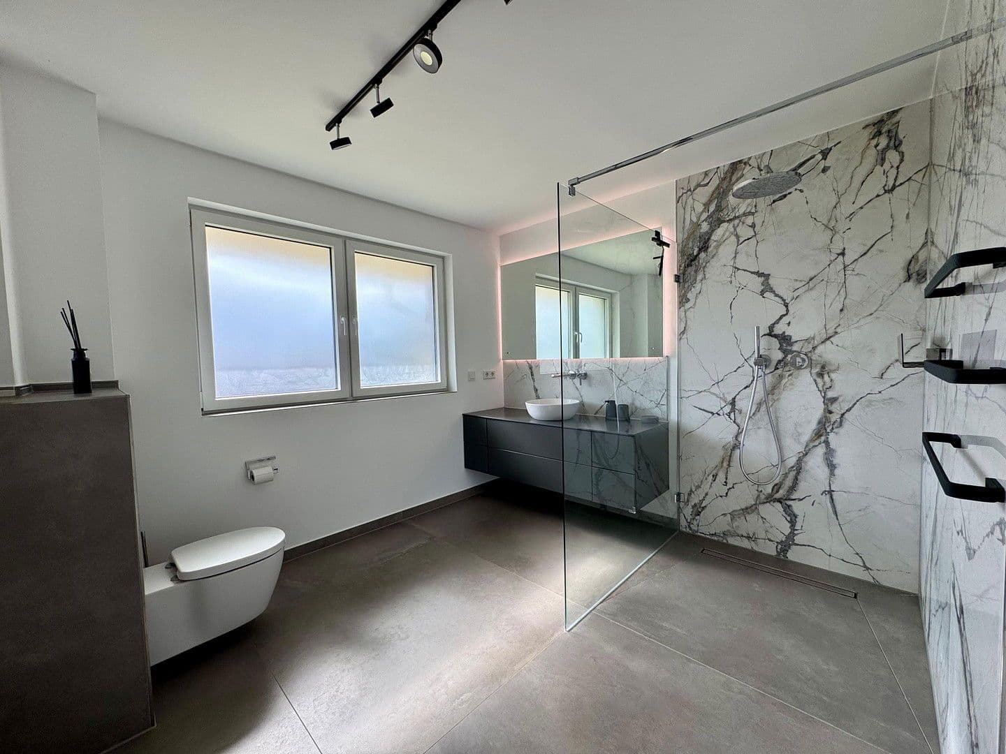 Predaj domu 213 m², pozemek 1.013 m², Elsdorf, Severné Porýnie - Westfálsko Predaj domu 213 m², pozemek 1.013 m², Elsdorf, Severné Porýnie - Westfálsko