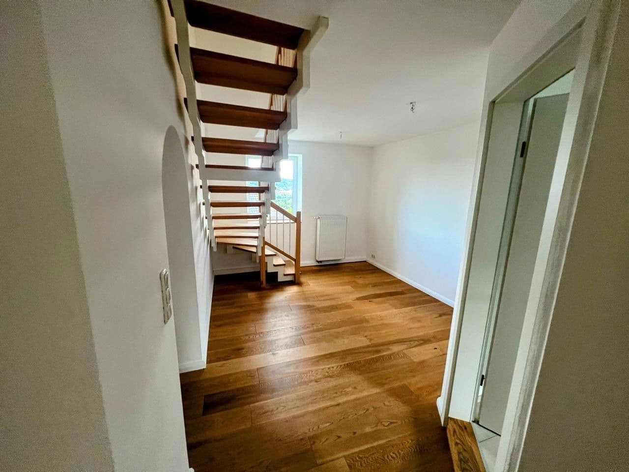 Predaj domu 238 m², pozemek 323 m², Im Lerchenfeld 10, Herdecke, Severné Porýnie - Westfálsko Predaj domu 238 m², pozemek 323 m², Im Lerchenfeld 10, Herdecke, Severné Porýnie - Westfálsko