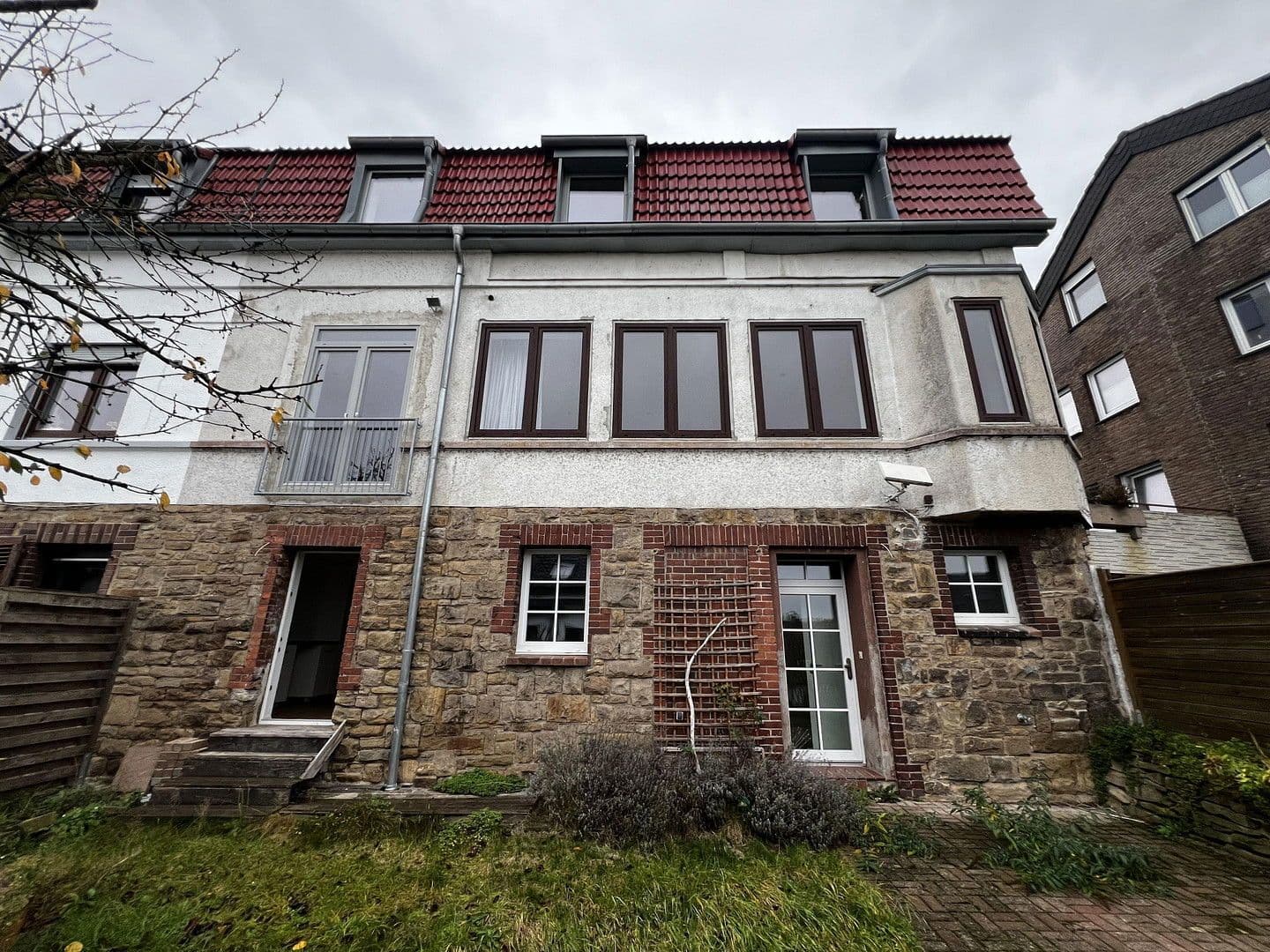 Predaj domu 238 m², pozemek 323 m², Im Lerchenfeld 10, Herdecke, Severné Porýnie - Westfálsko Predaj domu 238 m², pozemek 323 m², Im Lerchenfeld 10, Herdecke, Severné Porýnie - Westfálsko