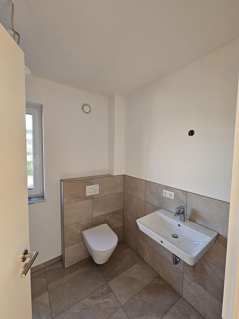 Prenájom bytu 3-izbový 69 m², Attenweiler, Bádensko-Wurttembersko Prenájom bytu 3-izbový 69 m², Attenweiler, Bádensko-Wurttembersko