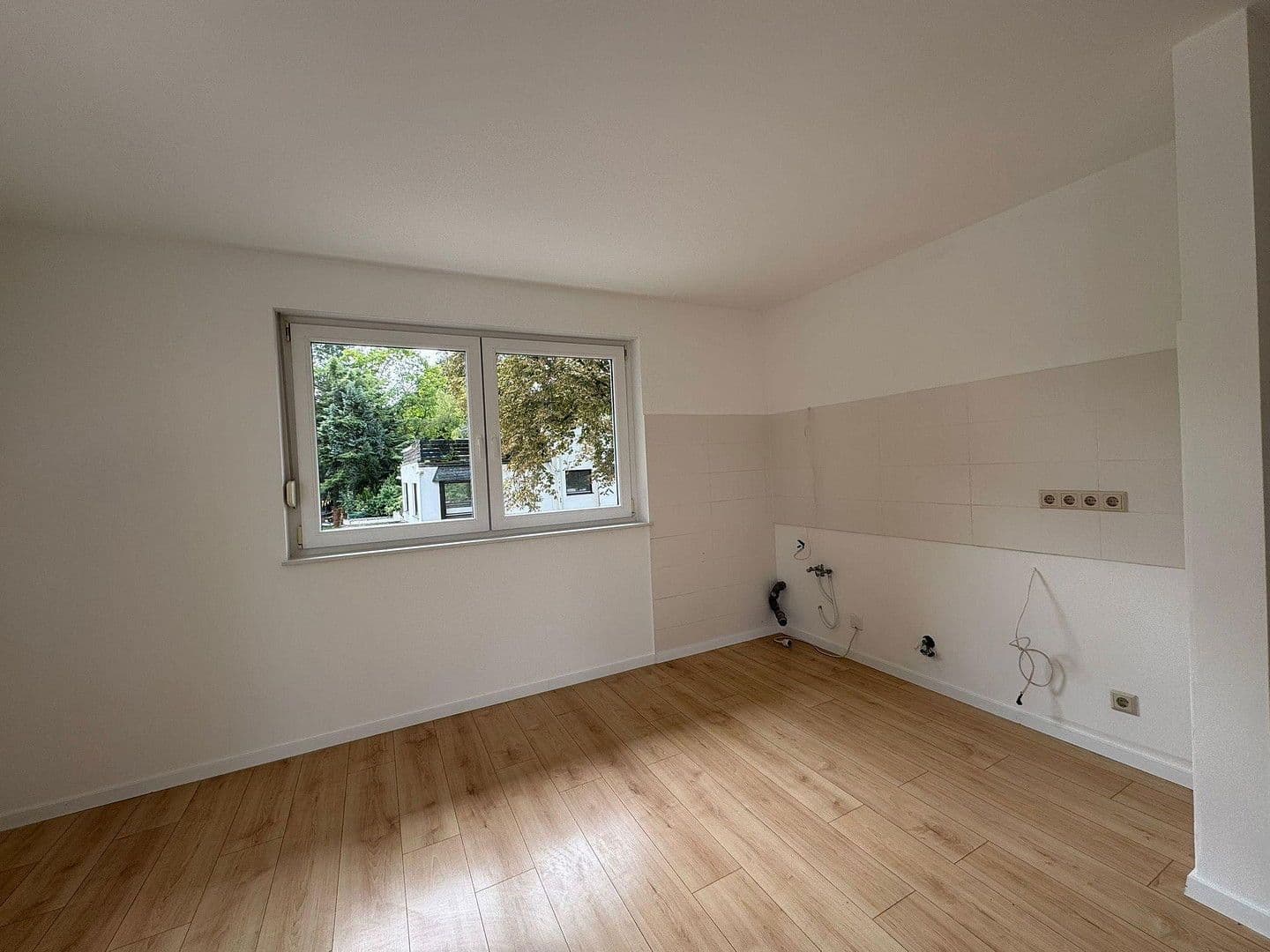 Predaj bytu 3-izbový 82 m², Bonn, Severné Porýnie - Westfálsko Predaj bytu 3-izbový 82 m², Bonn, Severné Porýnie - Westfálsko
