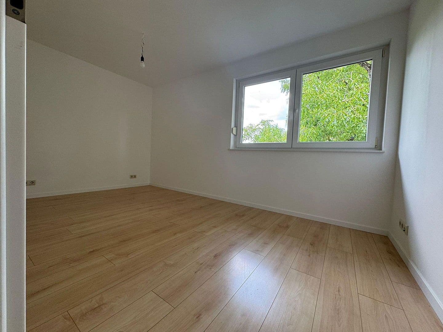 Predaj bytu 3-izbový 82 m², Bonn, Severné Porýnie - Westfálsko Predaj bytu 3-izbový 82 m², Bonn, Severné Porýnie - Westfálsko