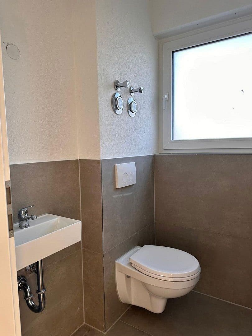 Prenájom bytu 4-izbový 102 m², Markgröningen, Bádensko-Wurttembersko Prenájom bytu 4-izbový 102 m², Markgröningen, Bádensko-Wurttembersko