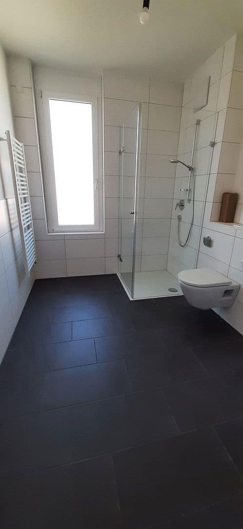 Prenájom bytu 3-izbový 85 m², Stuttgart, Bádensko-Wurttembersko Prenájom bytu 3-izbový 85 m², Stuttgart, Bádensko-Wurttembersko