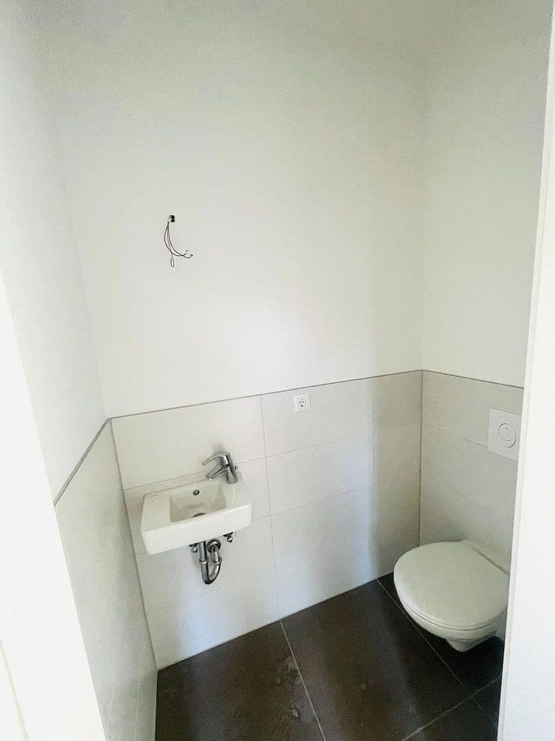 Predaj domu 157 m², pozemek 300 m², Jacob- Burckhardt- Straße 6, Blankenfelde-Mahlow, Brandenbursko Predaj domu 157 m², pozemek 300 m², Jacob- Burckhardt- Straße 6, Blankenfelde-Mahlow, Brandenbursko