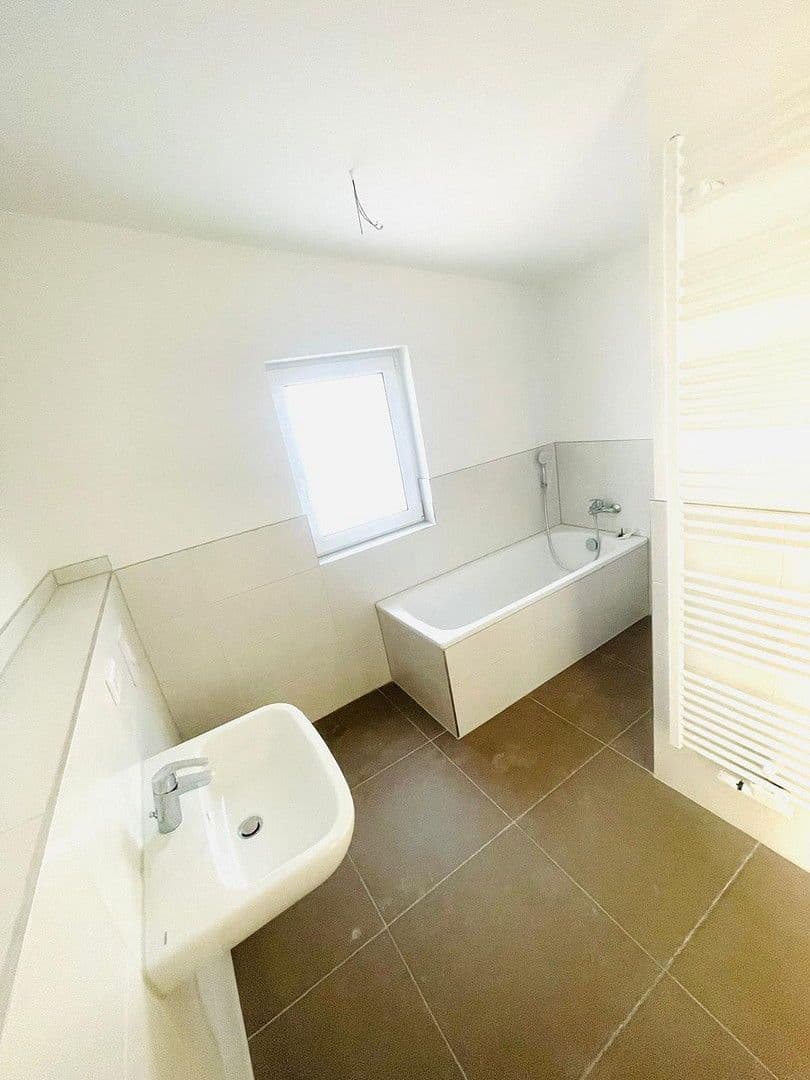 Predaj domu 157 m², pozemek 300 m², Jacob- Burckhardt- Straße 6, Blankenfelde-Mahlow, Brandenbursko Predaj domu 157 m², pozemek 300 m², Jacob- Burckhardt- Straße 6, Blankenfelde-Mahlow, Brandenbursko