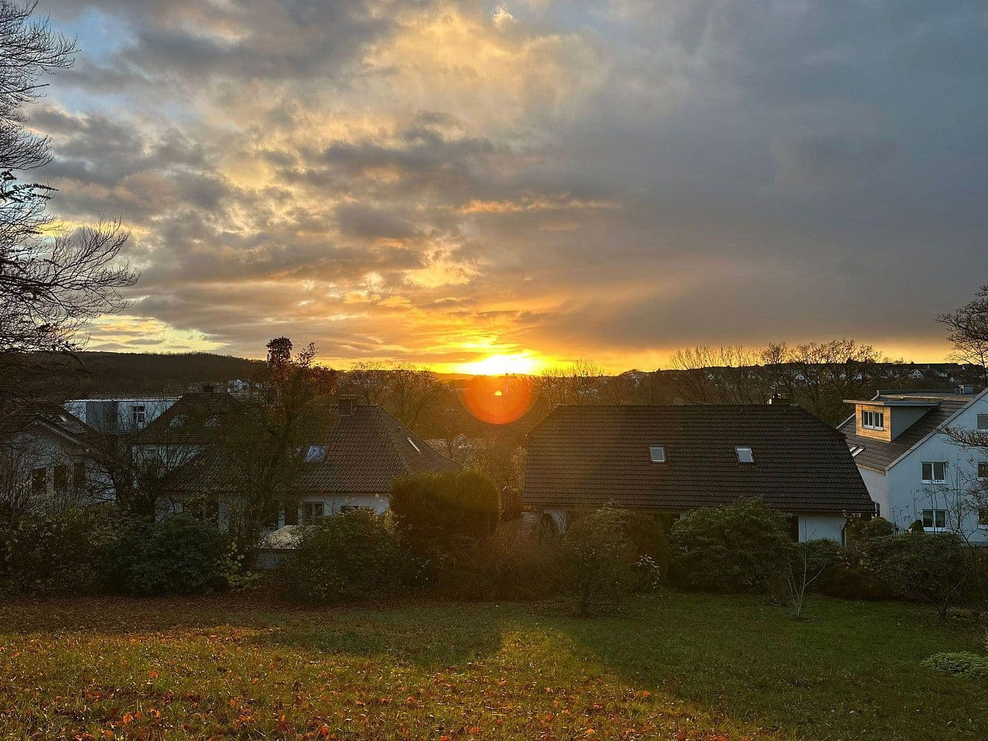 Predaj pozemku 1.710 m², Schillerstraße 21, Menden (Sauerland), Severné Porýnie - Westfálsko Predaj pozemku 1.710 m², Schillerstraße 21, Menden (Sauerland), Severné Porýnie - Westfálsko