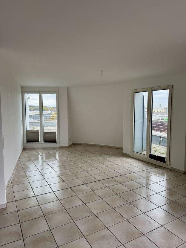 Prenájom bytu 2-izbový 105 m², Rheinbach, Severné Porýnie - Westfálsko Prenájom bytu 2-izbový 105 m², Rheinbach, Severné Porýnie - Westfálsko