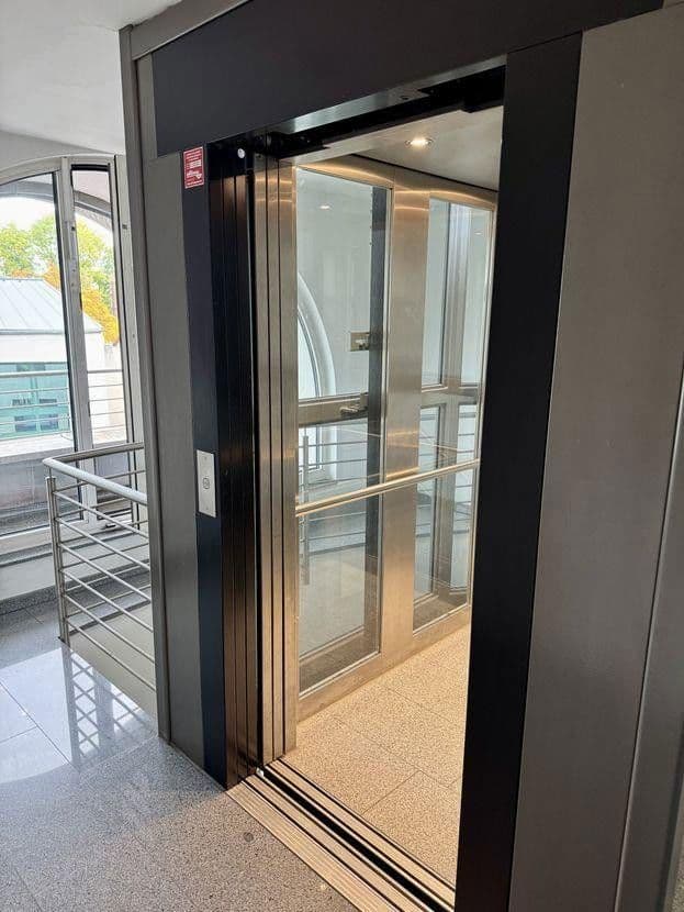 Prenájom bytu 2-izbový 105 m², Rheinbach, Severné Porýnie - Westfálsko Prenájom bytu 2-izbový 105 m², Rheinbach, Severné Porýnie - Westfálsko