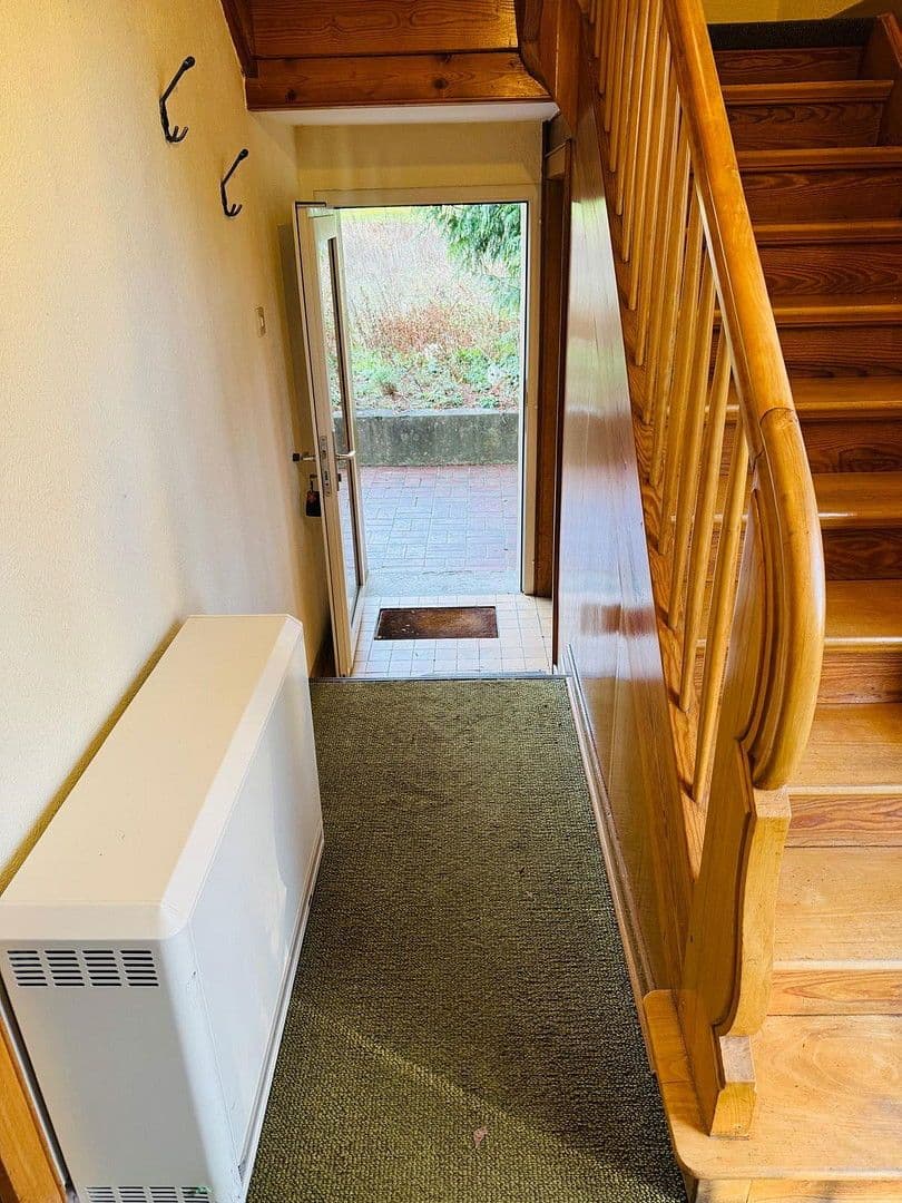 Predaj domu 140 m², pozemek 451 m², Simmern/Hunsrück, Porýnie-Falcko Predaj domu 140 m², pozemek 451 m², Simmern/Hunsrück, Porýnie-Falcko