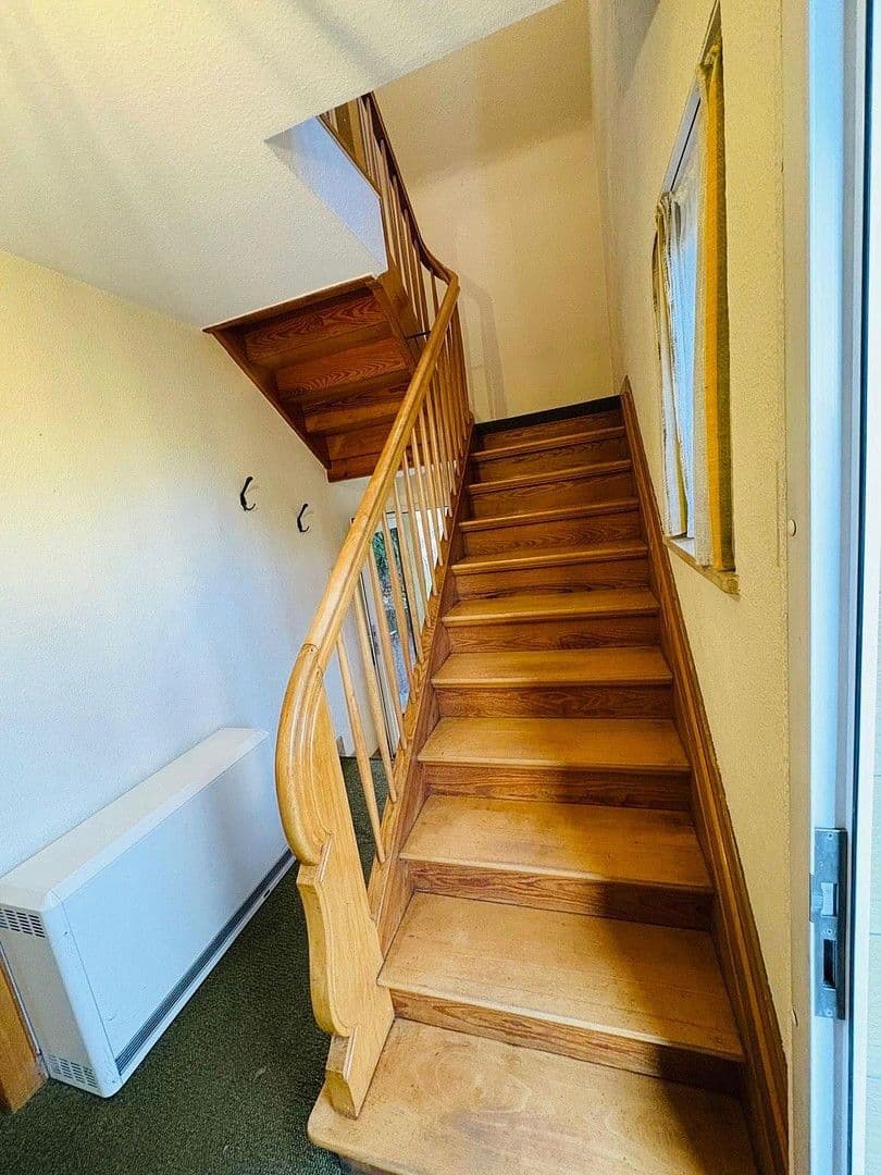 Predaj domu 140 m², pozemek 451 m², Simmern/Hunsrück, Porýnie-Falcko Predaj domu 140 m², pozemek 451 m², Simmern/Hunsrück, Porýnie-Falcko