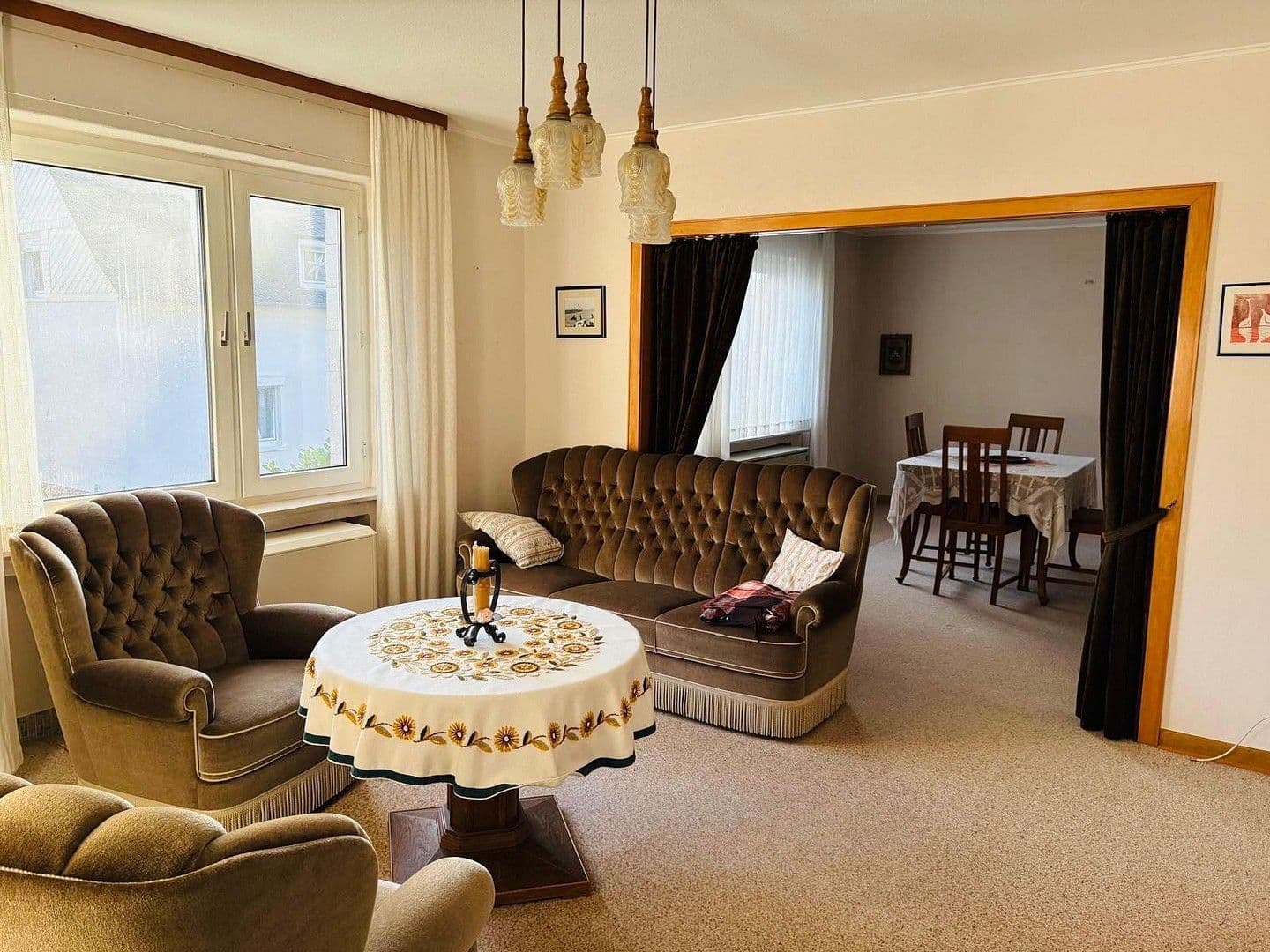 Predaj domu 140 m², pozemek 451 m², Simmern/Hunsrück, Porýnie-Falcko Predaj domu 140 m², pozemek 451 m², Simmern/Hunsrück, Porýnie-Falcko