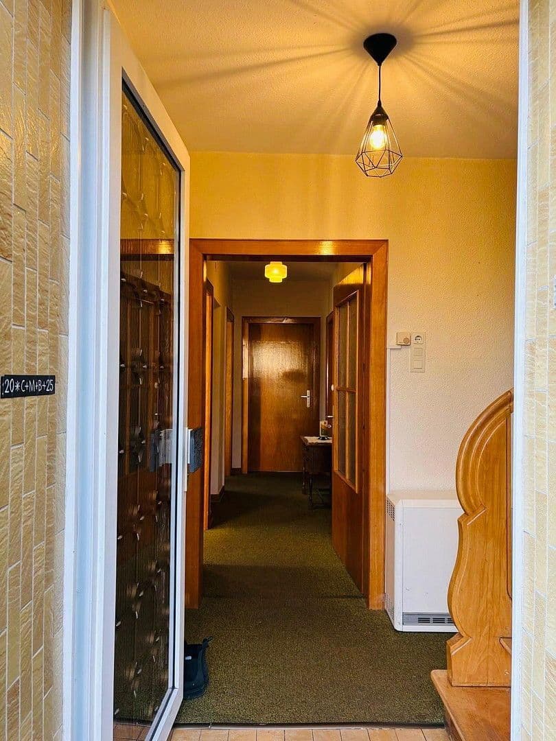 Predaj domu 140 m², pozemek 451 m², Simmern/Hunsrück, Porýnie-Falcko Predaj domu 140 m², pozemek 451 m², Simmern/Hunsrück, Porýnie-Falcko